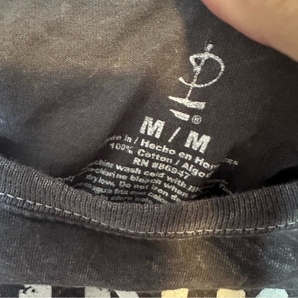 Pink Floyd cropped band tee. - Picture 3 of 3